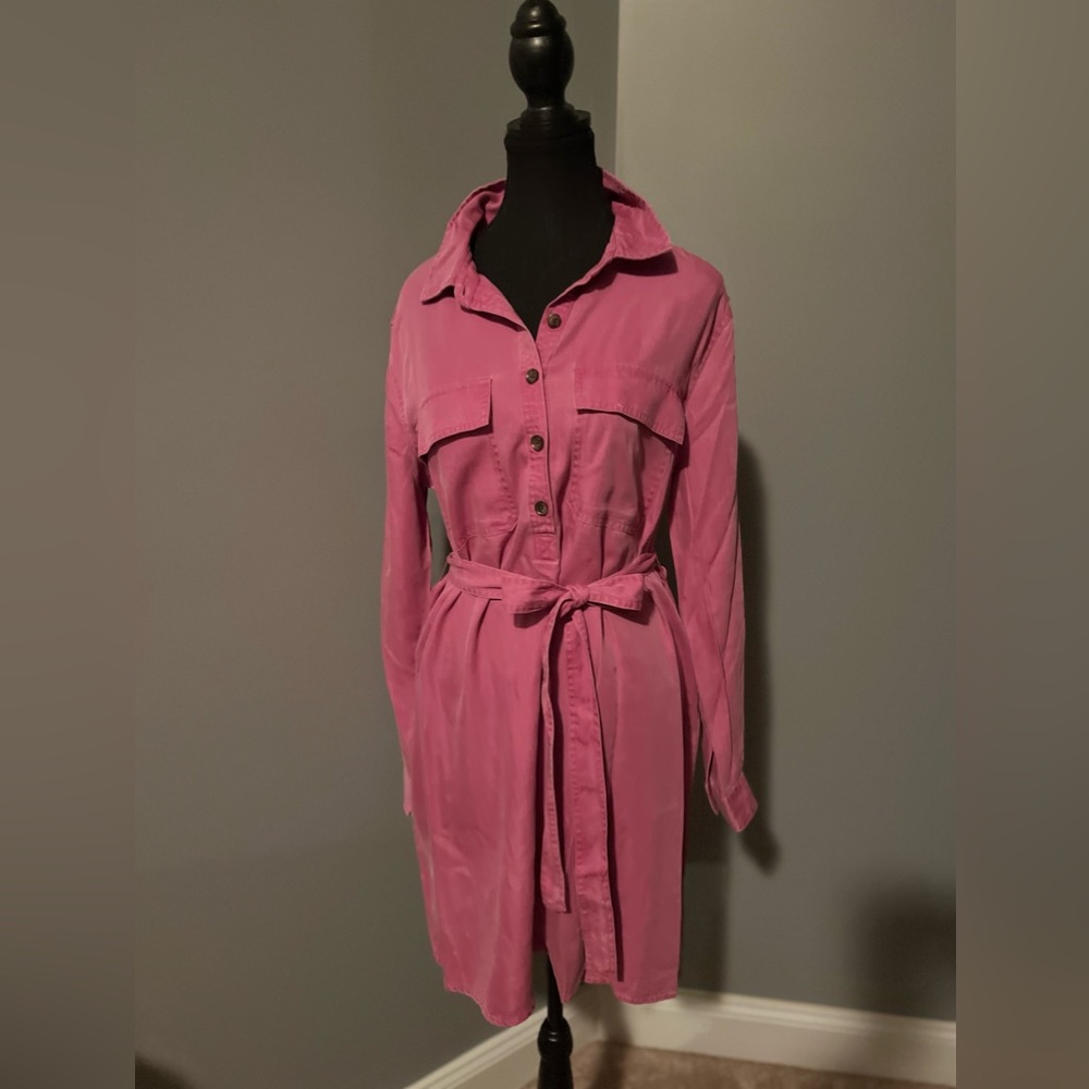 Long sleeves half button down shirt dress